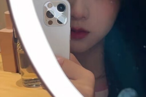 业内曝瓜！顶流男演员跟女歌手恋爱细节跟易烊千玺单依纯对上了